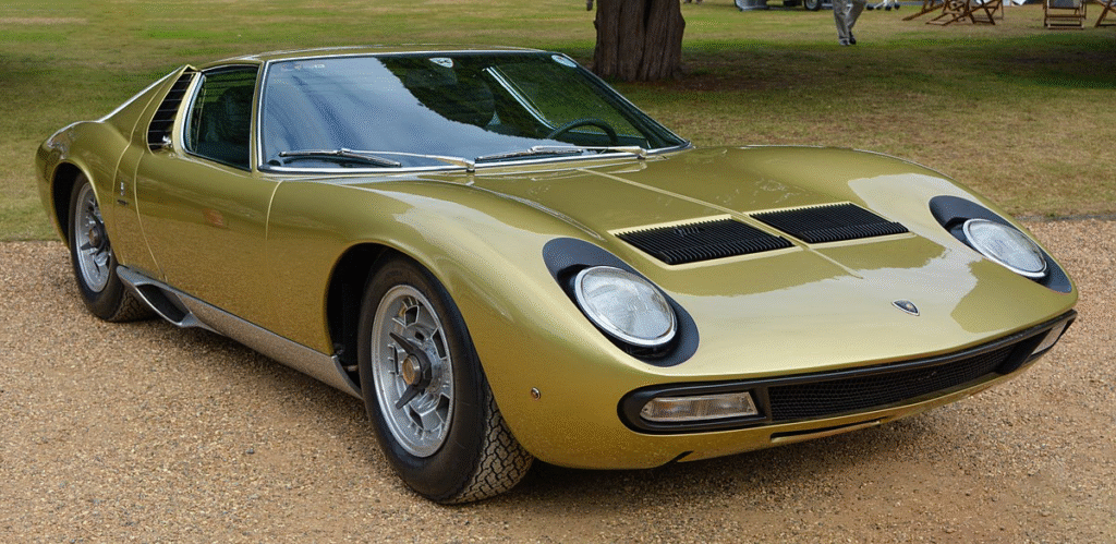 Lamborghini Miura: Otomotiv Sanatının Başyapıtı