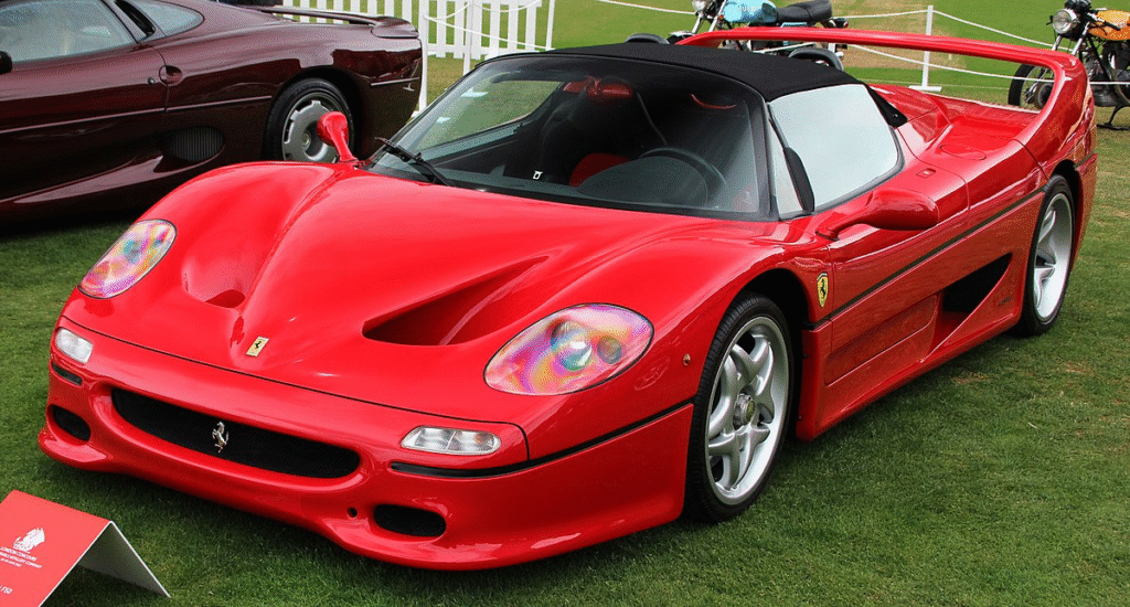 Efsane Ferrari F50