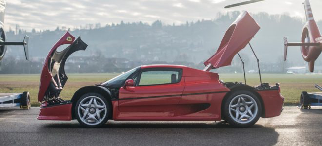 Efsane Ferrari F50