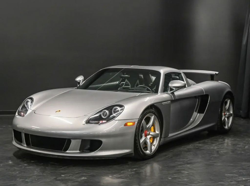 V10'un Son Senfonisi Porsche Carrera GT